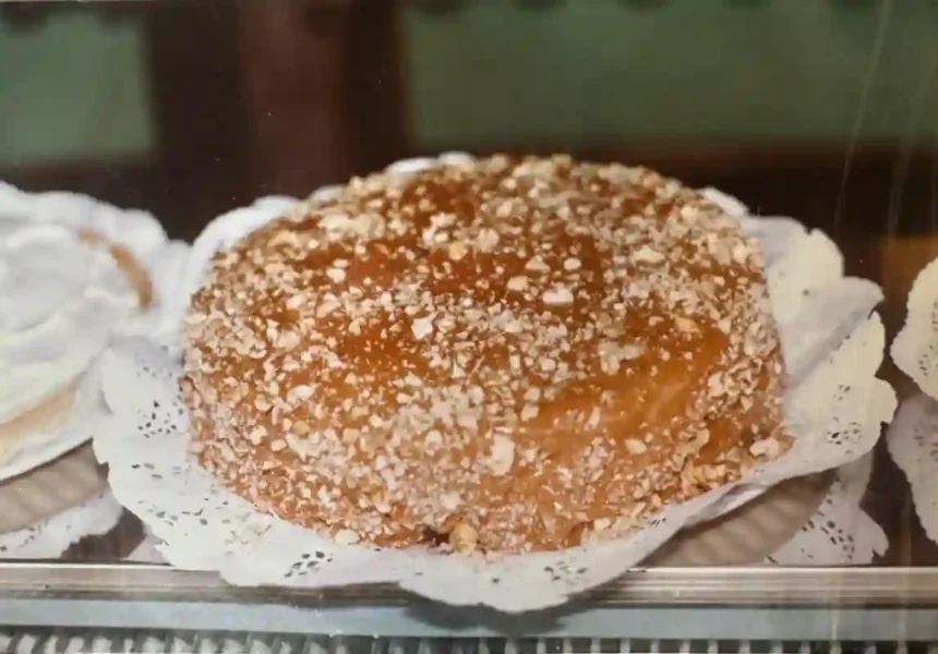 Torta Nuez clasica